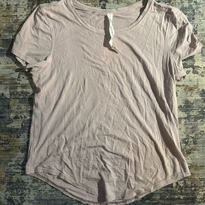 Lululemon workout top size 4